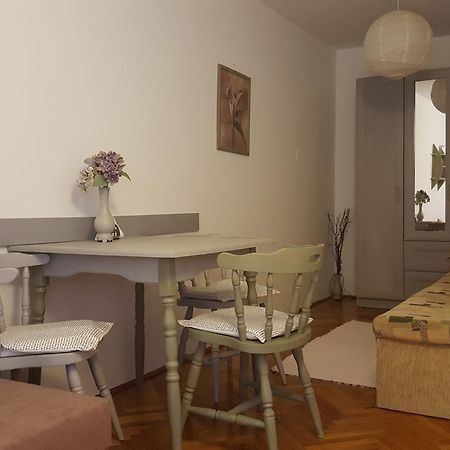 Hortenzia Apartment セゲド エクステリア 写真