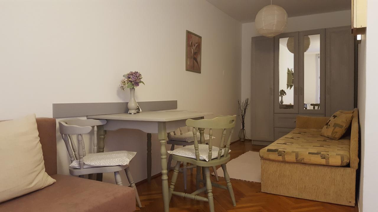 Hortenzia Apartment セゲド エクステリア 写真